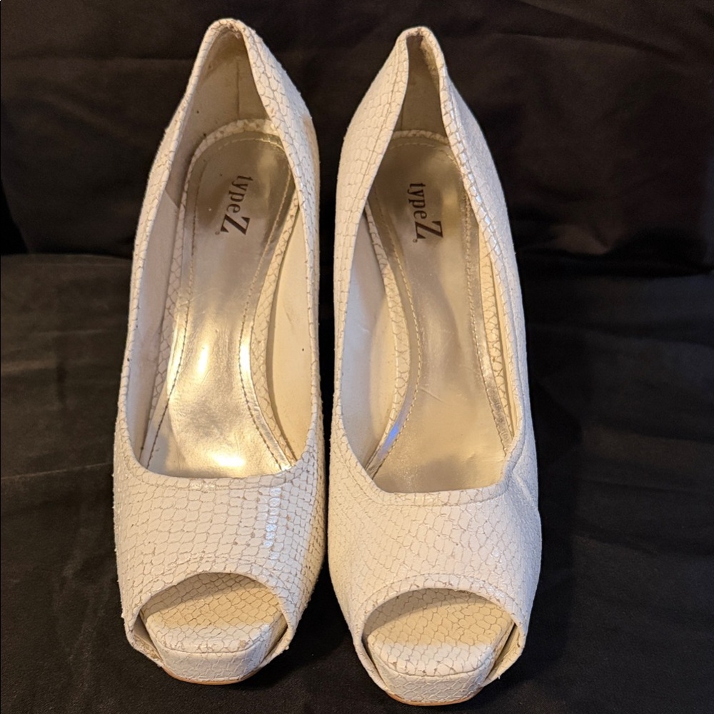 Type Z Women's Elegant White Peep Toe Heels 11B